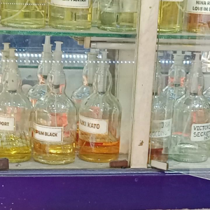 VICTORIA TOMANCE WISH