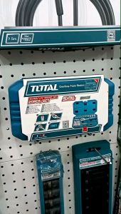 TOTAL Industrial 20 Pcs 1/4" socket set THT141201