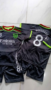 BAJU BOLA ANAK LAKI-LAKI TERBARU SETELAN KAOS JERSEY BOLA ANAK LAKI-LAKI TERMURAH UMUR 1-14 TAHUN KUALITAS PREMIUM BAHAN LEMBUT DAN ADEM