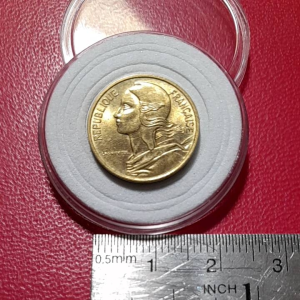 Koin Perancis Koleksi Kuno Jadul 5 Centime Kecil Tahun 1984