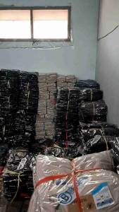 Celana Chino Standar Reguler Pria Others Warna Grey