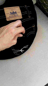 beg denim hasil upcycled jeans jahitan tangan berzip/ dark blue/100% handsewn jeans fabric zip closure 4 to 5 pockets