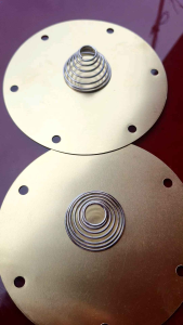 cặp phím đồng kèn thái  lò xo kèn thái còi thái độ chế kèn (giá 01 đôi