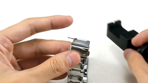 Alat Pemotong Rantai Jam Minimalis Mudah