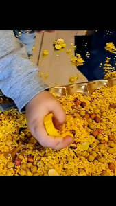 Learning Resources Gator Grabber Tweezer (1 piece) Fine Motor Skills Toy - Sensory Play