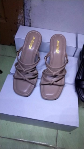 Han Sandal high heels wanita hak tahu 5cm kekinian model gradiator / sandal wanita terbaru