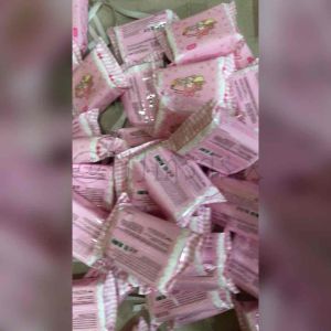 ทิชชู่เปียก กระดาษทิชชู่เปียก ทิชชู่เปียกพกพา ทิชชู่เปียกเด็ก ผ้าเช็ดทําความสะอาดผิวแบบเปียก ลิขสิทธิ์แท้Sanrio (25แผ่น)