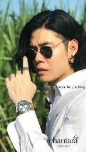 CHANTARA - แหวนหน้ากว้าง แหวนชาย แหวนวงใหญ่ แหวนแฟชั่น แหวนเงินแท้ แหวนรมดำ งานhandcraft แถมฟรีผ้าเช็ดแหวน Spinner Fierce De Lis Ring