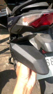 Cover Spakbor Belakang Lampu Senja Beat FI Injeksi LED K1A Original