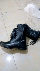 SEPATU PDL SAFETY UJUNG BESI DAMKAR