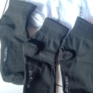 Kaos Kaki Anak Sekolah SMP SMA Pendek Di Atas Mata Kaki Pria Wanita