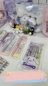 Sanrio Keychain Kuromi Melody Hello Kitty Cinnamoroll Pompompurin Key Ring For Free Gift Souvenirs Birthday Present三丽鸥钥匙圈
