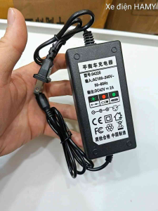 Sạc xe cân bằng 36V Sạc xe Drift 36V chân tròn 3 chấu loại xịn