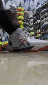 Sepatu Voli Murah sky 3 mid