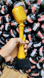piala musik mikrofon