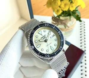 ĐỒNG HỒ NAM CHÍNH HÃNG SEIKO 5 SRPE75K1 Automatic Hardlex Benzel Silver Stainless Mesh For Men