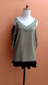 atasan wanita hijau SHEIN cewek L XL jumbo blouse lengan bolong cute vneck