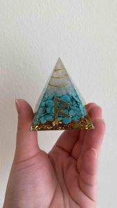 Piramid Orgonit Rune Pengembara Travelers Rune Orgonite Pyramid 旅人符文奥根金字塔