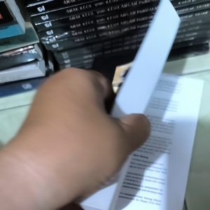 BUKU HUKUM PERDATA INDONESIA by. PNH simanjuntak