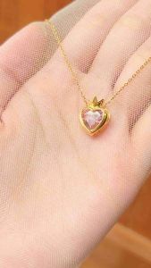 1-2 วัน สร้อยคอบาร์บี้ Princess Charm Blair พร้อมส่ง