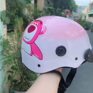 Nón bảo hiểm 1/2 gấu dâu 2 màu siêu xinh