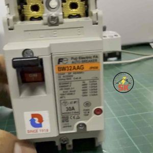 FUJI 2 POLE BW32AAG Molded Case Circuit Breaker