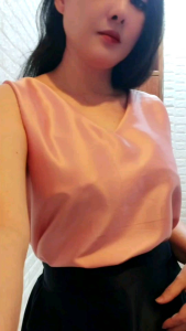 Atasan Wanita Tanpa Lengan Kerah Bisa Model V Neck dan Oneck Satin Premium 977