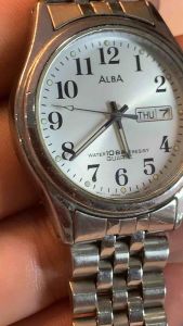 Đồng hồ nam ALBA SEIKO size 36mm hai lịch  đáy xoáy chống nước 10BAR  dây thép không gỉ nguyên bản dài 185cm kính có sứt nhẹ