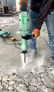 เครื่องสกัดปูน HITACHI 30 มม. 15 กก. **สมบัติ** ที่ใช้อะไหล่แท้ฮิตาชิได้ทุกชิ้น ทนทานใช้งานหนัก แถมดอกสกัด2ดอกครับ หัวแบนและหัวแหลม วัสดุที่ใช้เกรด A ทนทานมาก ราคาให้บุญ สำหรับการใช้งานระหว่าง การทานอาหาร การท่านเสริมจมูก ฯลฯ