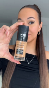[Authentic] COVERGIRL TruBlend 12HR Matte Made Transfer Proof Liquid Foundation Oil-Free 30mL M40 & M50
