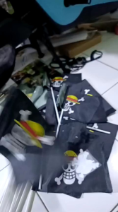 BENDERA ONE PIECE JOLLY ROGER MUGIWARA BAJAK LAUT LUFFY Anime MINI TANGAN KECIL 2 PCS