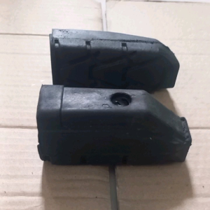 Sepasang Karet Rubber Foot step depan asli Honda Megapro new 2010 Verza150 CB150 Sonic150 Supra GTR original