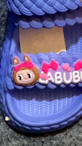 Sendal Anak Perempuan Slop Ban 2 tali karakter labubu Double Strap Fashion Sandal Anak Cewek Anti Slip Sandal Pesta Ringan Tidak Licin