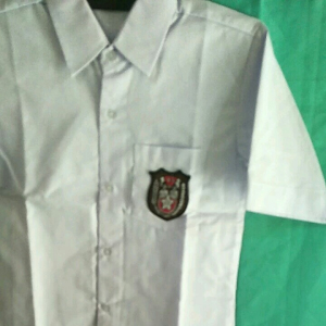 SERAGAM SEKOLAH SD PUTIH PENDEK UNTUK KELAS 1.2.3.4.5.6. BAHAN OXFORD TEBAL HALUS DAN NYAMAN DI PAKAI