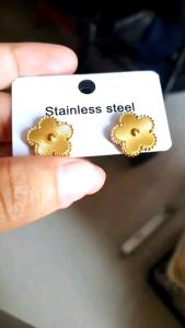 Xp.id - Anting Tusuk Titanium Bunga Gold Anti Karat Korean Style