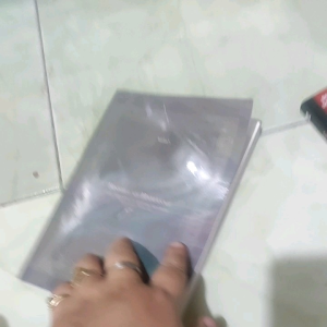 2 NOVEL ANAK KECIL YANG KEHILANGAN PUNDAKNYA / BISMILLAH HAMASAH