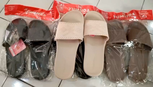 Yumeida 23025 sandal slop wanita sandal karet wanita cewe bahan ringan dan kuat
