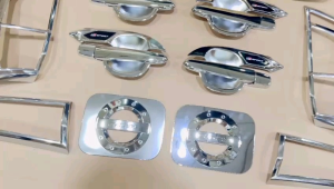 Paket Garnish Depan Belakang Outer handle Tank Cover Calya Sigra 2016 2024 2025 GR Sport Hitam Chrome .