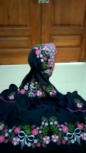 MUKENA TERUSAN BORDIR DEWASA MOTIF BUNGA PITA & LAJURAN KATUN MICRO