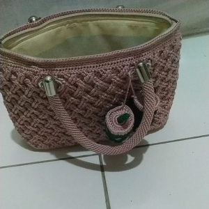 Tas Rajutan Selempang Wanita Cocok Buat Emak-Emak/Ibu-Ibu Kondangan/Arisan Motif Gantungan Boba Cek Out Selama Barang Masih Ada