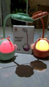 Lampu Belajar Charger LED Helokity: Desain Unik & Hemat Energi