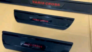 Sillplate Samping Yaris Cross GR SPORT 2023 2024 2025 Hitam