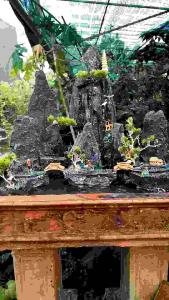 Hòn Non Bộ Bể Cá Cảnh- Non Bộ Có Thác Nước Tự Nhiên- Tặng Kèm Máy Bơm - Ngang 70cm rộng 45cm cao 60cm(chiều ngang có thể di chuyển dài ra thêm theo khung hồ)