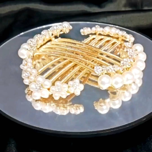 SIRKAM BESI PERMATA MUTIARA IMPORT PREMIUM / SIRKAM SANGGUL ELEGAN / TUSUK KONDE FASHION / SIRKAM PERMATA PENGANTIN / VINTAGE PEARL CRYSTAL HAIR COMB / SMB9710