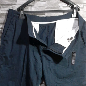 Celana Pendek Cowok Jumbo Second Import (Kode O 31)