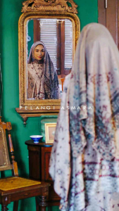 Jilbab Pelangi Asmara Poelang Kampoeng Series by Dian Pelangi LIMITED EDITION Hijab Kerudung Scarf Khimar Voal Square Segi Empat Casual Formal Kerja Kantor Pesta Pernikahan Kondangan Lebaran Wanita Hijaber Cantik Anggun Modern Mewah Model Motif Terbaru