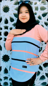 KAOS ATASAN WANITA MOTIF KOMBINASI SALUR BAHAN KATUN ADEM