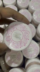 Bedak tabur purbasari dayly series