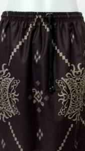 Sarung Celana Sirwal Dewasa Wadimor Polos Kembang