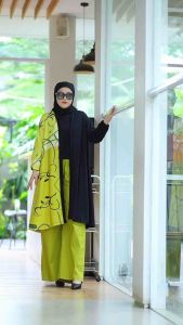 Setelan 3 in 1 Outer Inner Celana Naura by Aurora Hijab Friendly